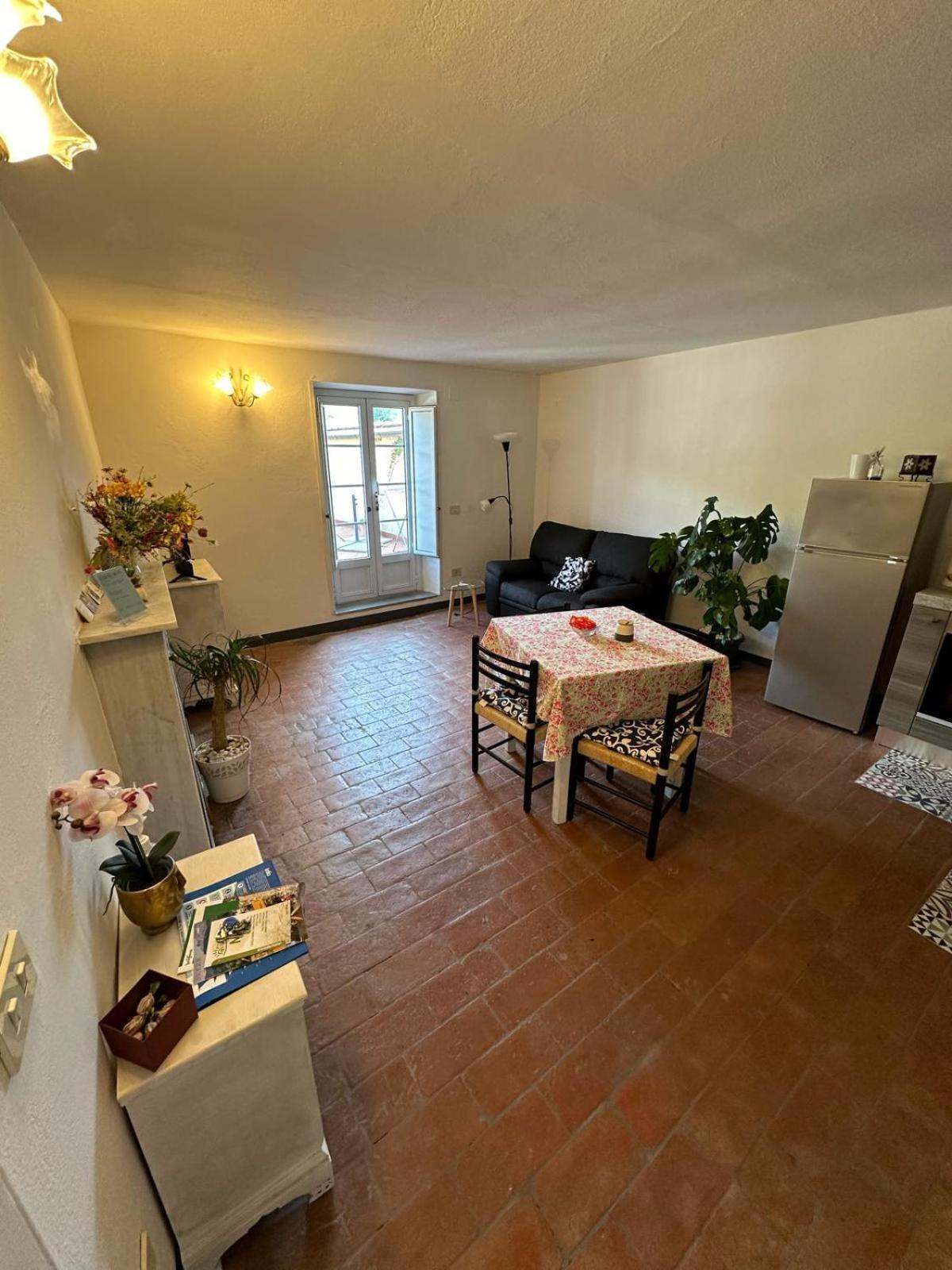Casa Garibaldi Hotell Pontremoli Exteriör bild